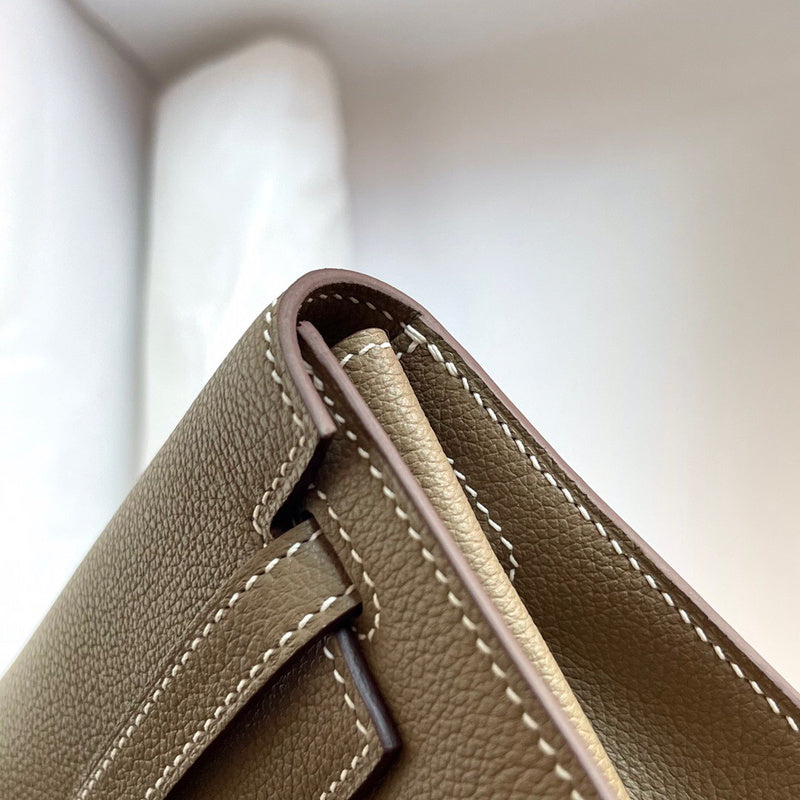 Interior view of structured premium bag