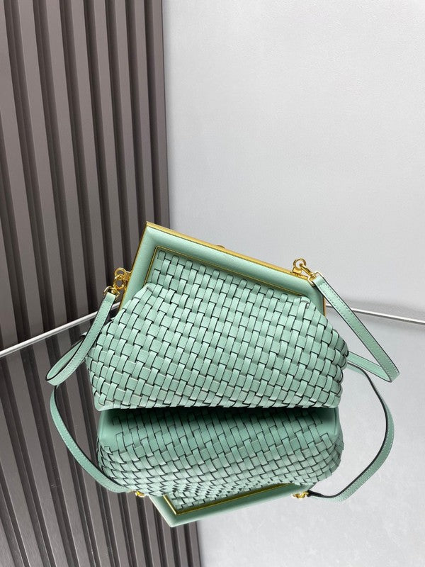 Ziva's Charm handbag – detail view (24cm*9cm*18cm)