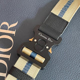 Side profile of refined everyday-luxe women's handbag – women's designer-style accessory