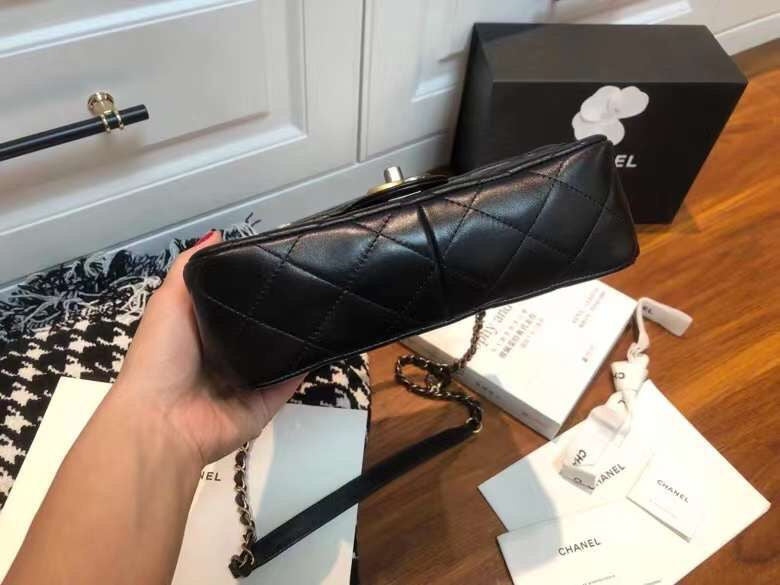  women's handbag, mid design, view 6