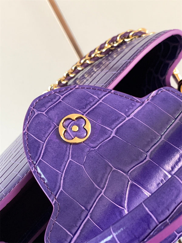  Contemporary structured bag carried on shoulder 10