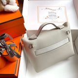  Effortless structured bag front view 7