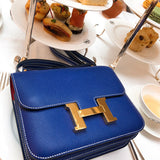  refined shoulder bag styled with outfit