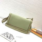 Ziva's Charm handbag – detail view (20cm*10cm*4cm)