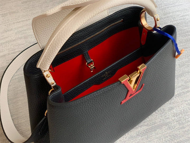  structured bag close-up of hardware and finish