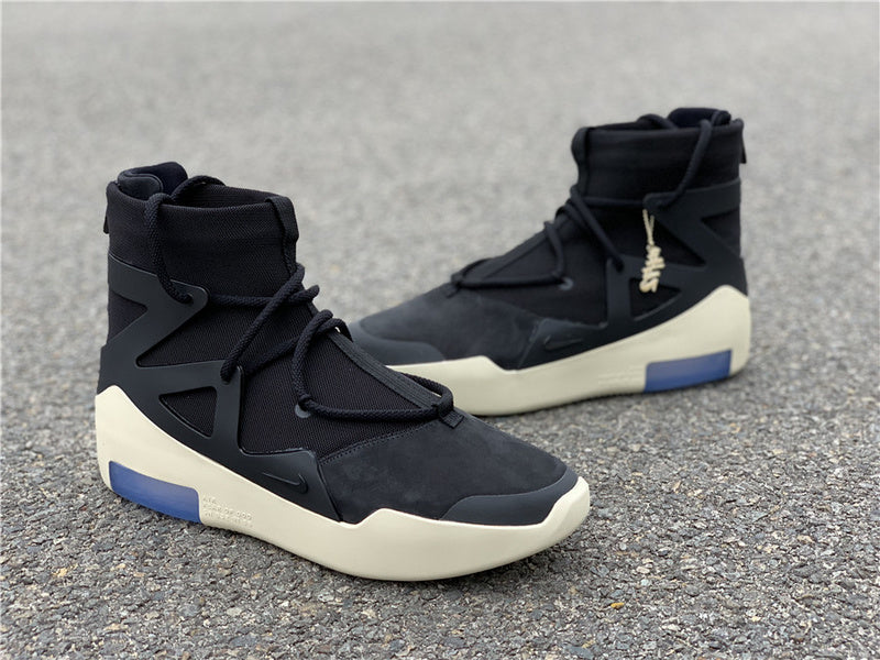 Nike Men's & Women's Signature Luxury Sneakers — Style 096 interior view