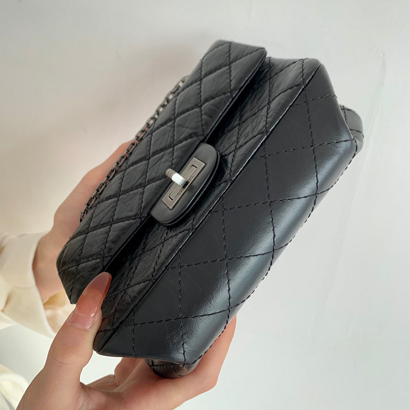  women's handbag, mid design, view 3