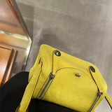  minimalist everyday bag styled with outfit 12