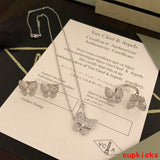 Front view of Van Cleef & Arpels unisex jewelry piece