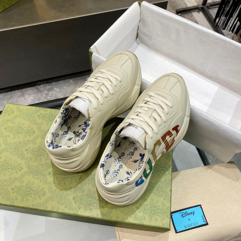 Gucci fresh white-and-black luxury sneakers view 7 signature lace-up style