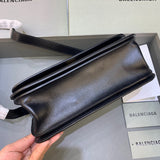 Sophisticated Faux Leather Handbag - Chic Everyday Appeal | Women's Designer-Inspired Purse #410 - hardware and detail close-up (image 5) of designer-inspired handbag