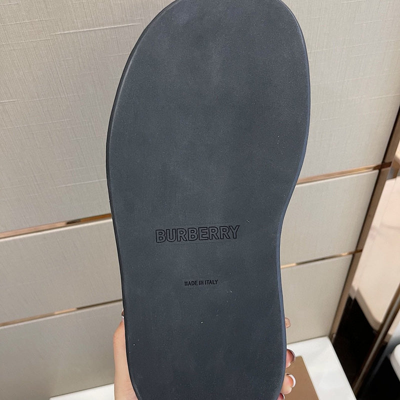 Burberry Burgundy Block Heel Pumps - Side Profile View
