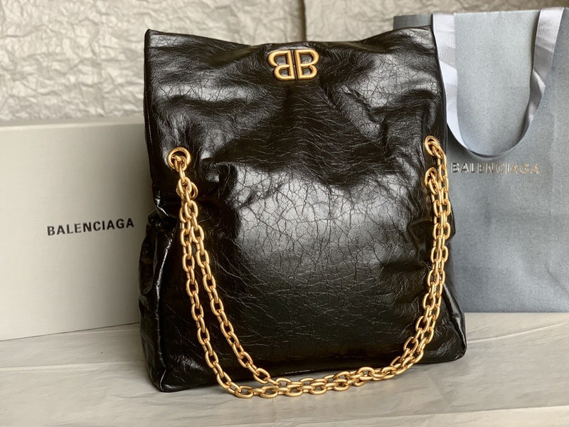 Zivas Charm Classic Sensibility Fashion Handbag (Thoughtfully Structured Design) – Detail View