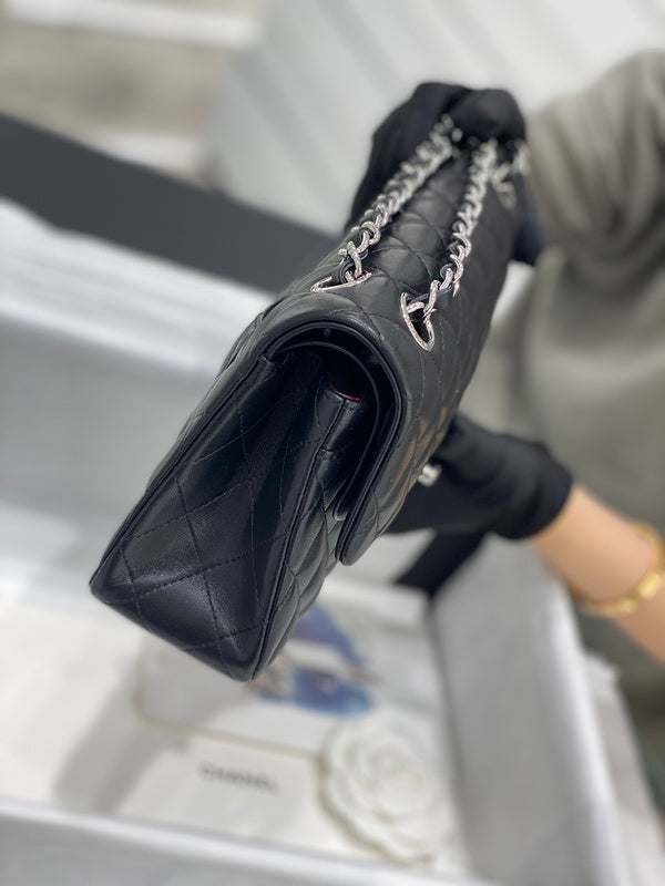  women's handbag, mid design, view 2