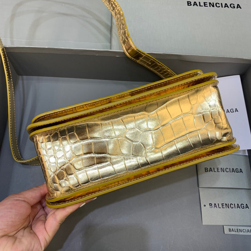 Contemporary Faux Leather Handbag - Everyday Elegance | Women's Premium Handbag #401 - hardware and detail close-up (image 5) of designer-inspired handbag