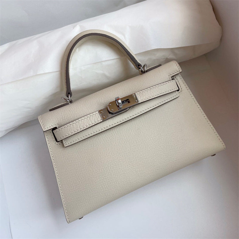Sophisticated handbag styled for everyday wear