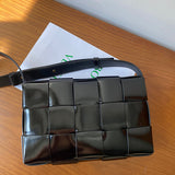 Chic Faux Leather Handbag - Chic Everyday Appeal | Women's Luxury Handbag #1636 - texture close-up (image 9) of designer-inspired handbag