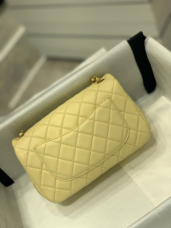  women's handbag, mid design, view 4