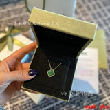 Side view of Van Cleef & Arpels unisex jewelry piece