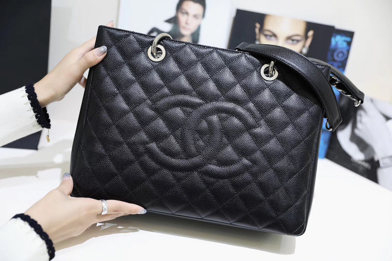  women's handbag, spacious design, view 7