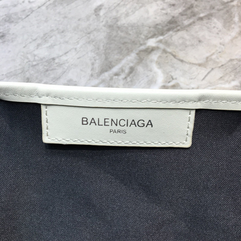 Understated Faux Leather Handbag - Modern Structured Build | Women's Fashion Handbag #754 - texture close-up (image 9) of designer-inspired handbag