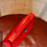  modern everyday bag detail view showing craftsmanship