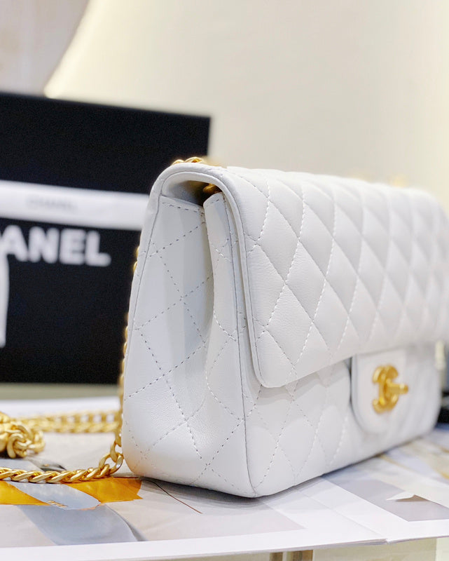  women's handbag, mid design, view 2