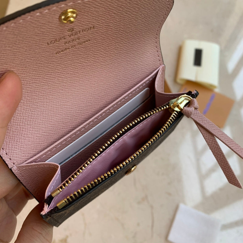 Side profile of elevated statement women's handbag – women's everyday handbag