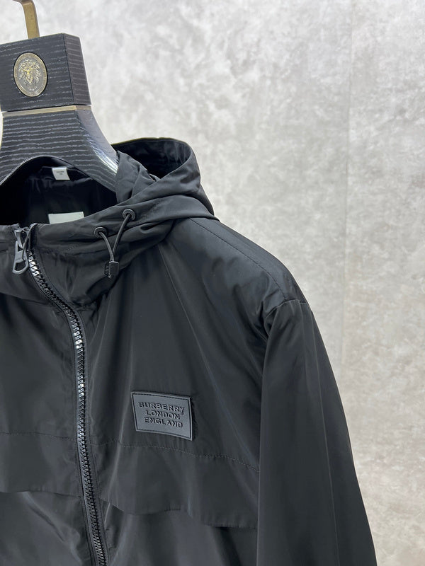 Three-quarter angle view of Burberry luxury piece style No.542