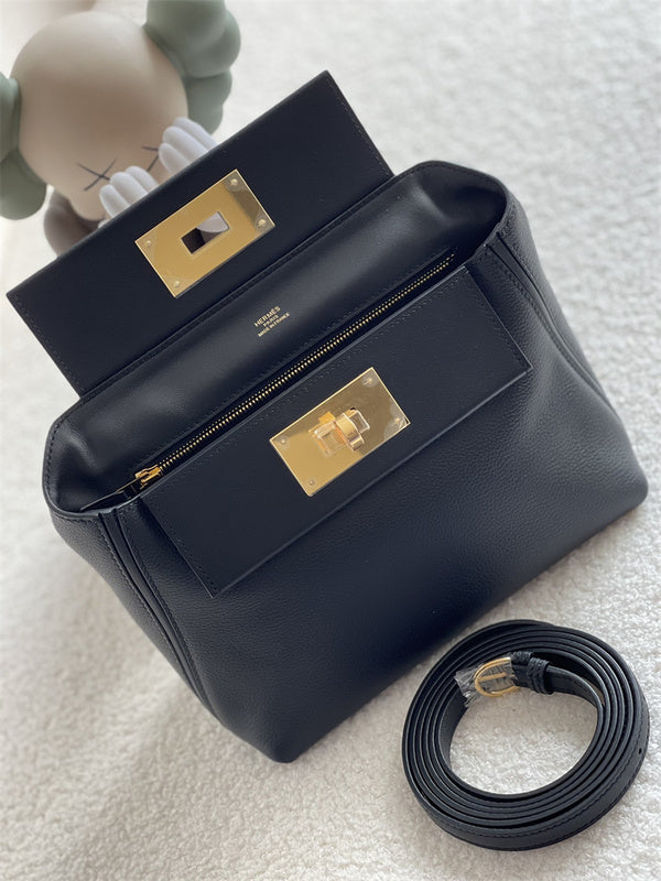  Everyday everyday bag carried on shoulder