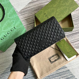 Timeless handbag styled for everyday wear