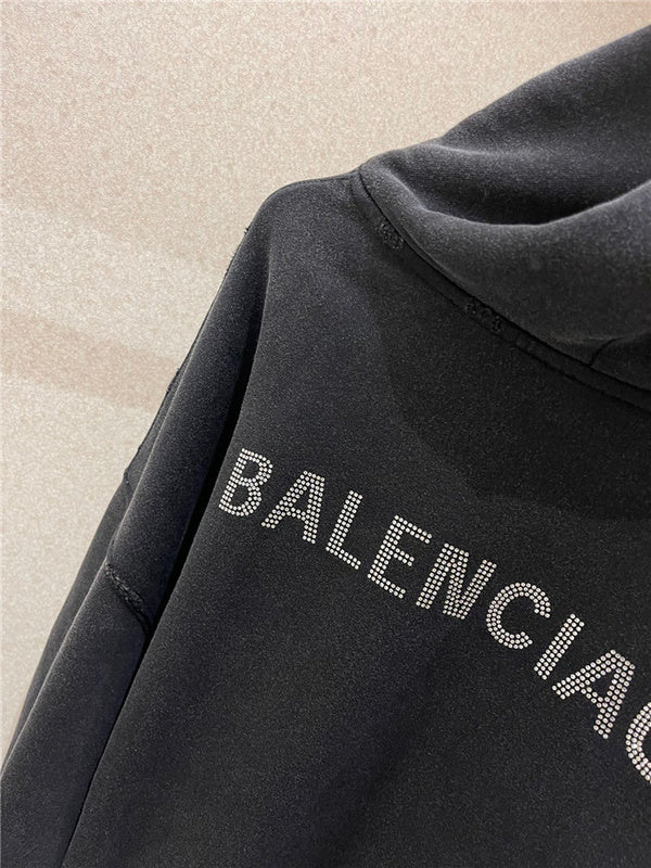 Side profile view of Balenciaga luxury piece style No.436