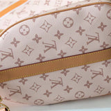  handbag close-up of hardware and finish