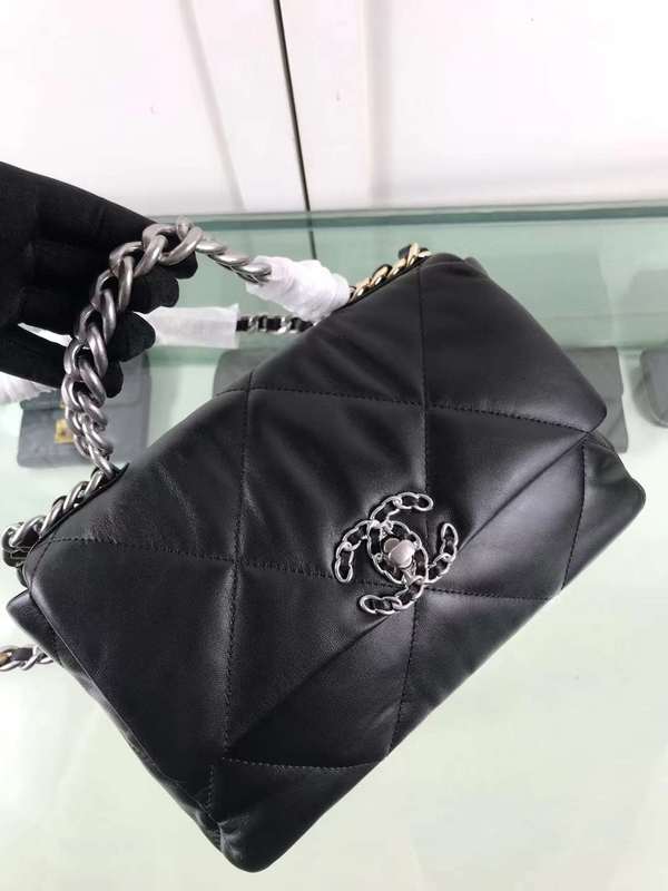 Zivas Charm Effortless Sophistication Designer Handbag (Refined Modern Silhouette) – Front View