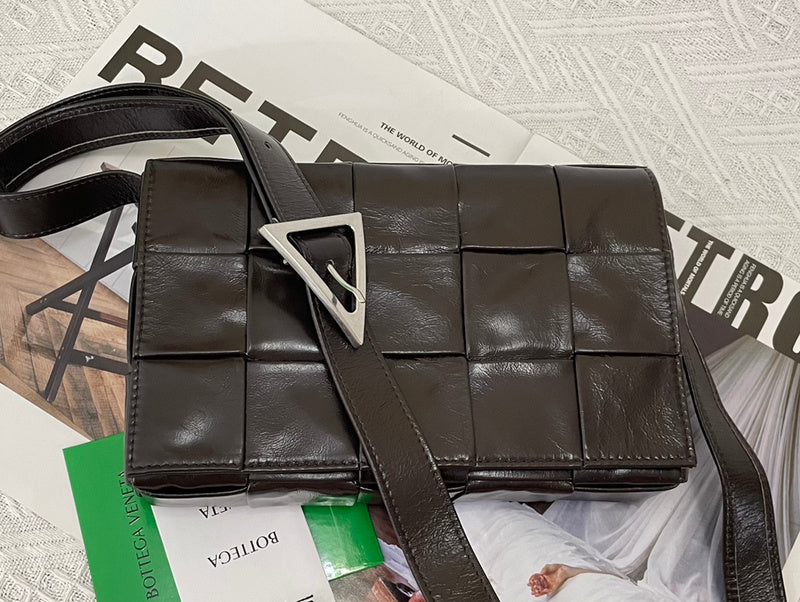 Timeless Faux Leather Handbag - Chic Everyday Appeal | Women's Luxury Handbag #1644 - side angle view (image 2) of designer-inspired handbag