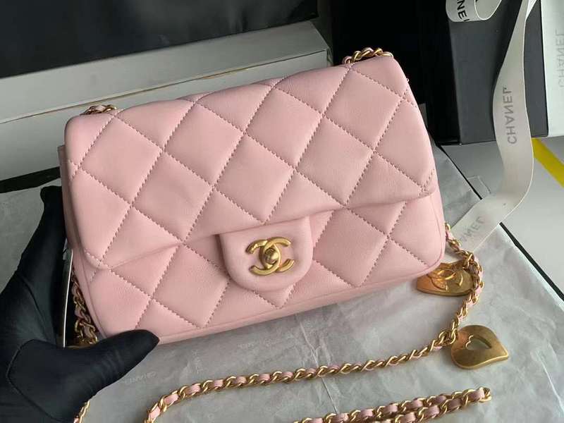 Zivas Charm Signature Style Everyday Handbag (Everyday Luxury Essential) – Detail View