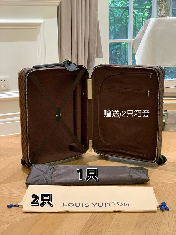  signature satchel styled with outfit 18