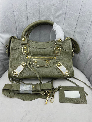 Zivas Charm Modern Minimalist Look Statement Handbag (Refined Practical Design) – Front View 2