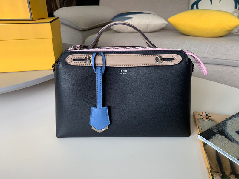 Ziva's Charm handbag – product shot (Standard Size)