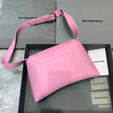 Understated Premium PU Leather Handbag - Refined Silhouette | Women's Fashion Handbag #522 - close-up detail shot (image 3) of designer-inspired handbag