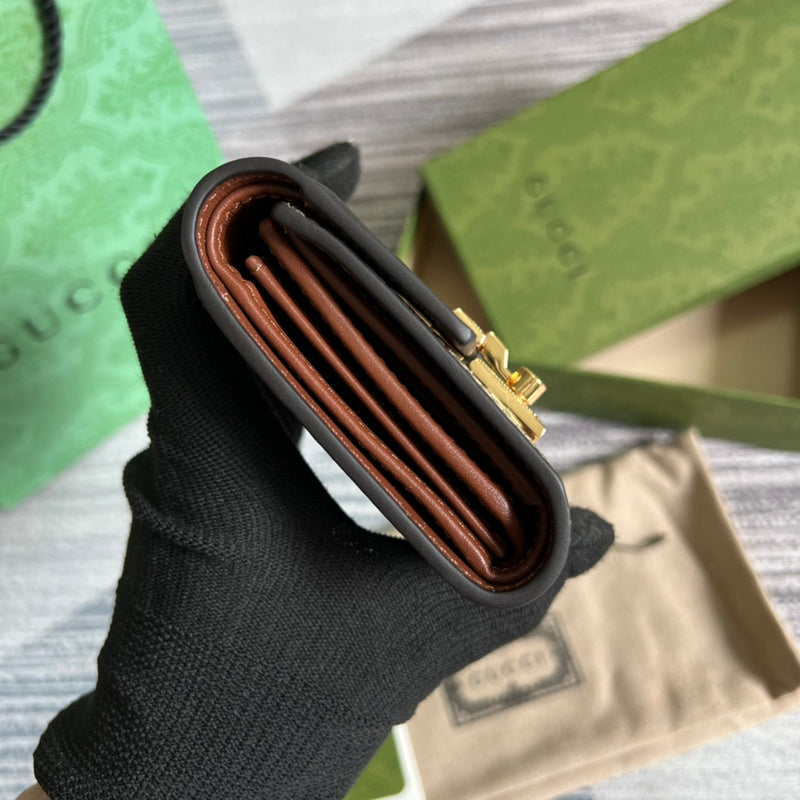 Everyday-Ready handbag styled for everyday wear