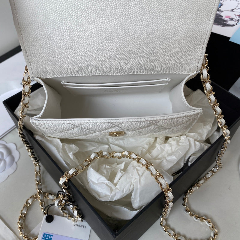  women's handbag, versatile design, view 4