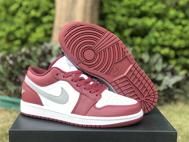 Nike clean off-white luxury sneakers view 5 premium leather build
