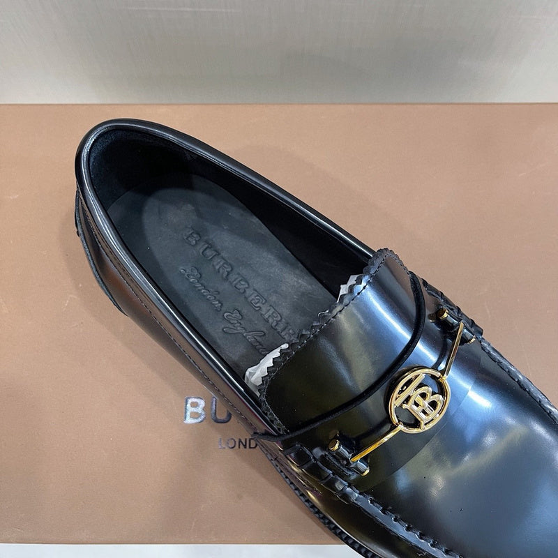 Burberry shoes Style 277 - sole and craftsmanship detail