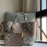  carryall bag interior and compartment view 9