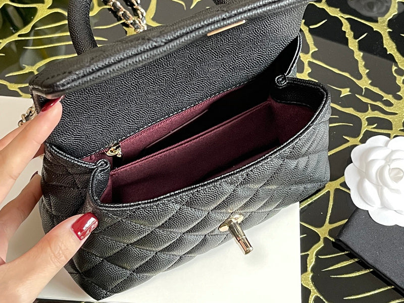  women's handbag, versatile design, view 7