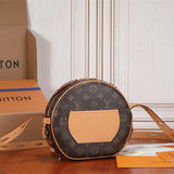  Effortless crossbody bag carried on shoulder