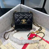 Zivas Charm Refined Structure Luxury Handbag (Polished Everyday Piece) – Detail View