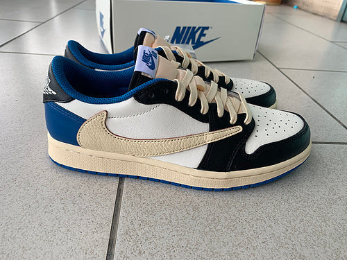 Nike bold contrast luxury sneakers view 23 streetwear statement look