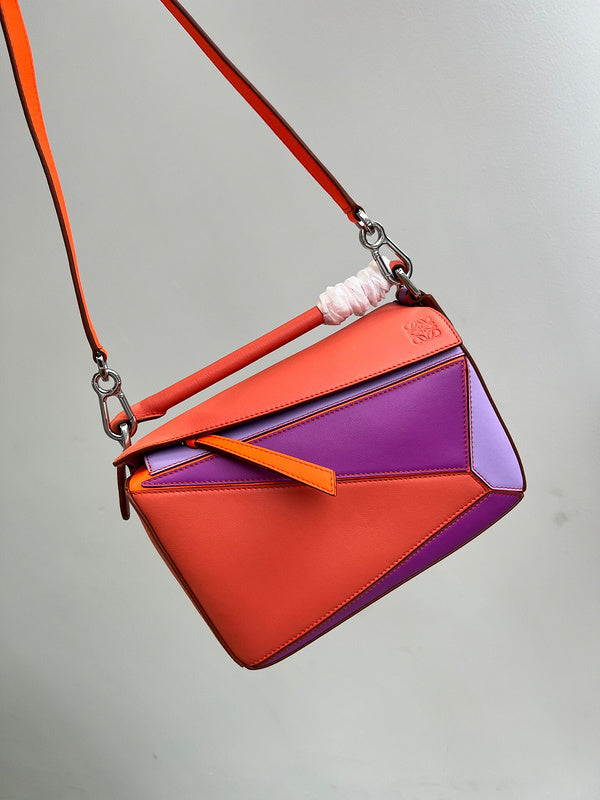 Ziva's Charm handbag – full view (24cm*16.5cm*10.5cm)